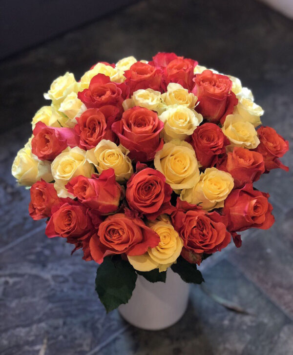 Cusom Bright Rose Bouquet